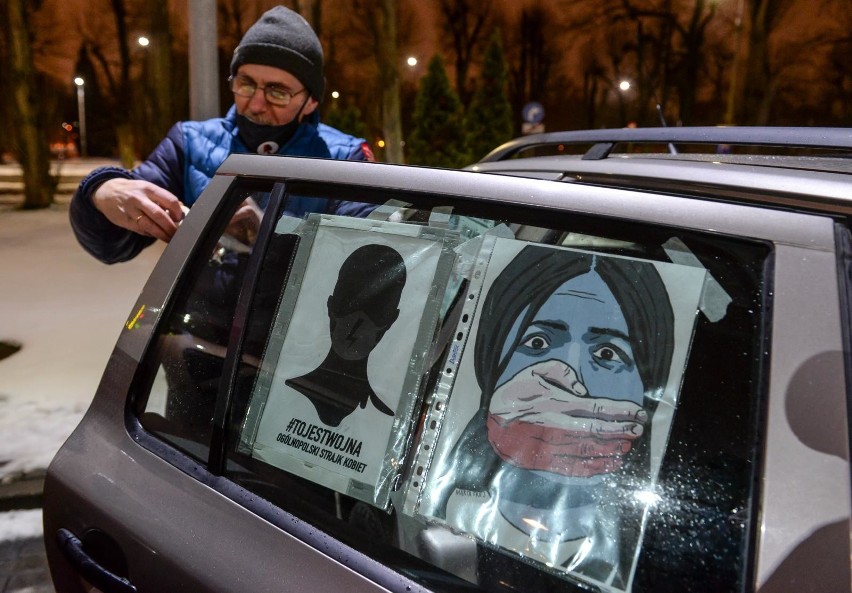 Strajk Kobiet w Trójmieście 03.02.2021r. Blokada samochodowa...