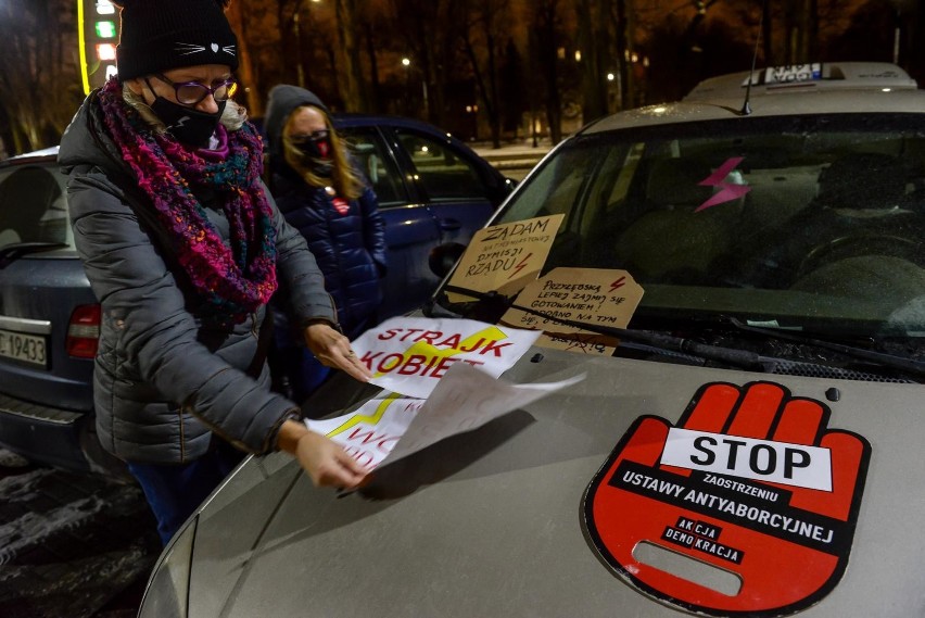 Strajk Kobiet w Trójmieście 03.02.2021r. Blokada samochodowa...