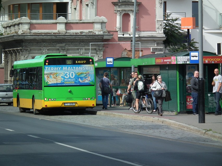 Buspas  pomiędzy przystankiem Małe Garbary a ulicą Szyperską...