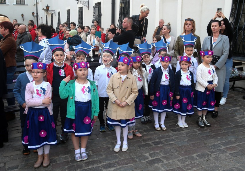 Capstrzyk z okazji Święta Jedności na Zamku Książąt Pomorskich w Szczecinie [ZDJĘCIA]