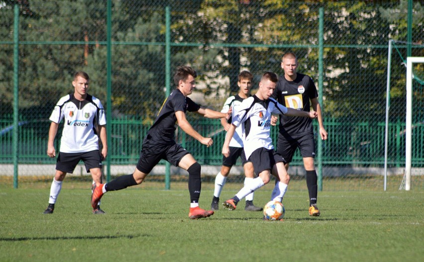 4 liga podkarpacka. Stal II Stalowa Wola zremisowała z Igloopolem Dębica 3:3 [ZDJĘCIA, RELACJA]