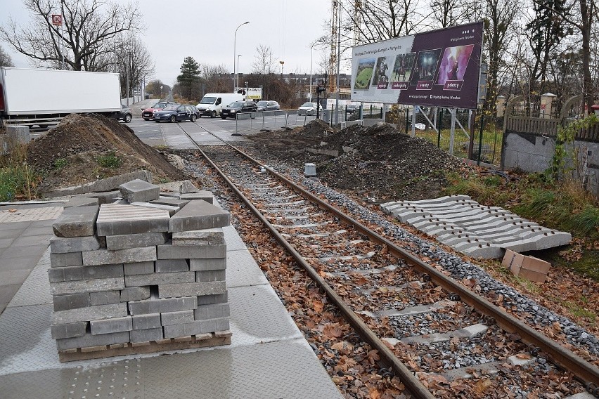 Prace przy przebudowie linii kolejowej Wrocław - Sobótka -...