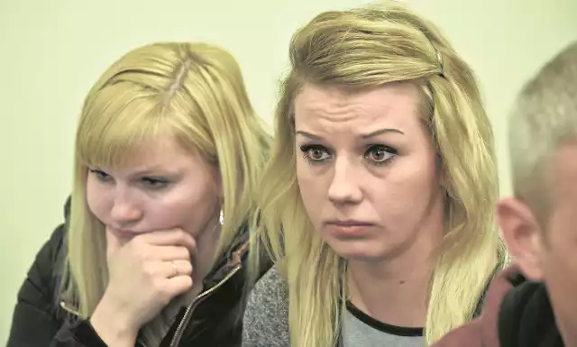 Siostry zamordowanej Agnieszki - Elżbieta Acewicz (z lewej) i Magdalena Arciuch uważają, że wyroki dla dwóch sprawców są zdecydowanie za niskie. Nie mogą pogodzić się z tym, że w żadnym nie ma poczucia winy.