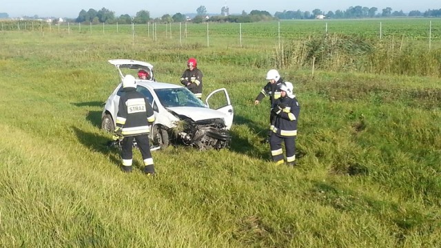 Wypadek na A2 pod Nowym Tomyślem. Samochód dachował