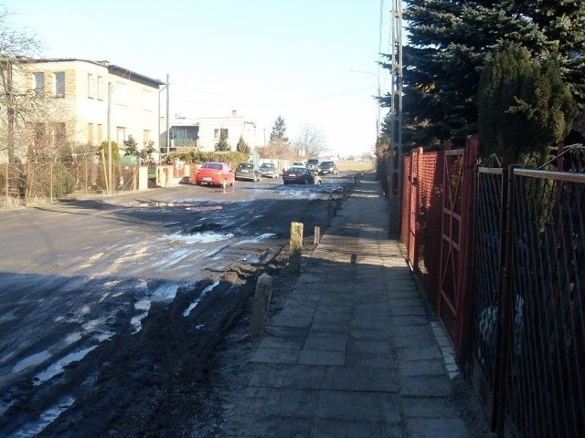 Rozpoczyna się program budowy dróg lokalnych. W pierwszym etapie stworzone zostaną ulice: Staszowska i Klimontowska