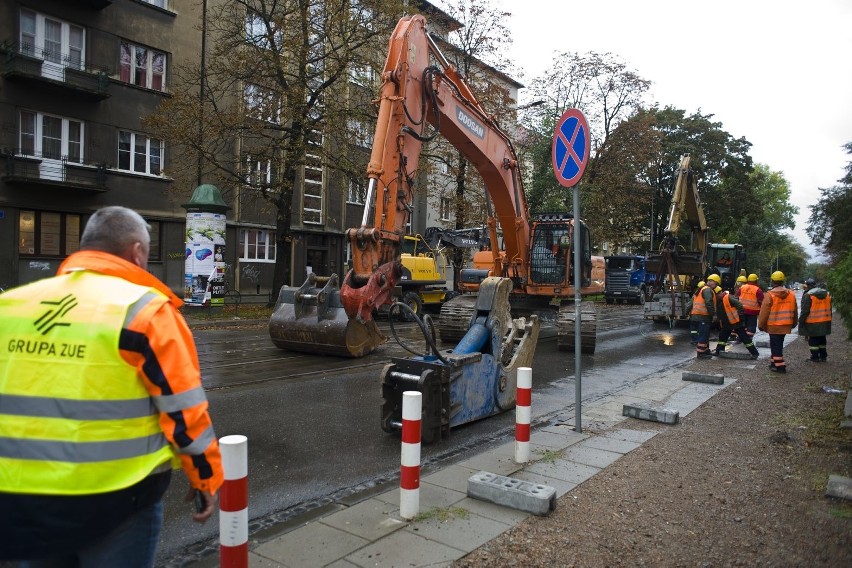 Kraków. Bronowicki armagedon. Rozpoczął się wielki remont [ZDJĘCIA]