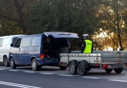 Policjanci przez kilka dni kontrolowali busy jeżdżące pod drogach między innymi powiatu grójeckiego.