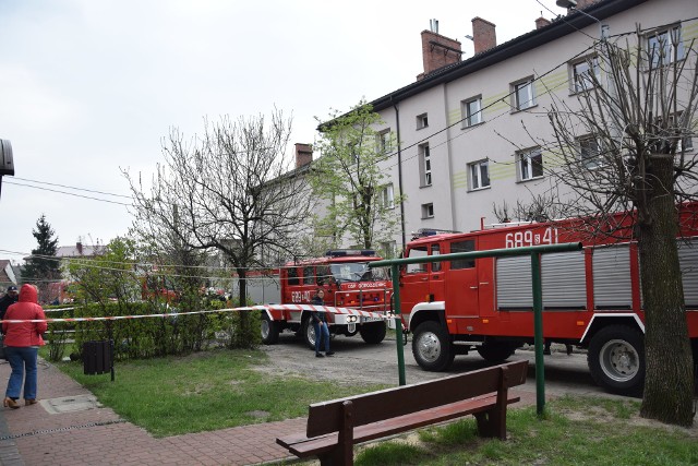 Wybuch gazu w Ogrodzieńcu przy ukl. Słowackiego. Cztery osoby zostały ranne