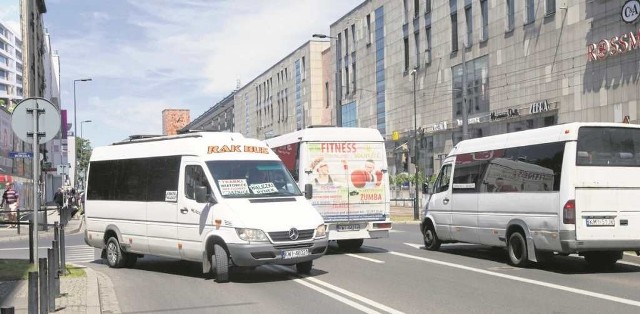 Od 17 czerwca busy nie będą mogły wjeżdżać do drugiej obwodnicy Krakowa, czyli m.in. w rejon ul. Pawiej