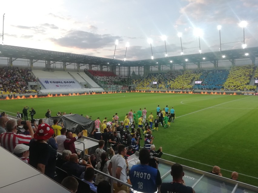 Mecz w Dunajskiej Stredzie miał barwną oprawę