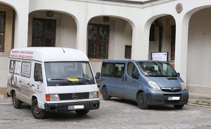 Jak tłumaczy przedstawicielka instytucji, oba parkingi mają...