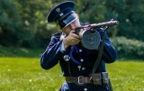 Rekonstruktorzy pokazali w Namysłowie, jak policjanci bronili Polski przed Sowietami w 1939 roku