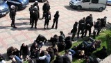 Białystok. Policjanci zatrzymali 130 uczestników bójki pod kościołem [wideo]