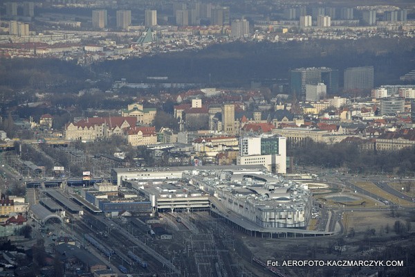 Ogrom Poznań City Center naprawdę widać dopiero z lotu ptaka