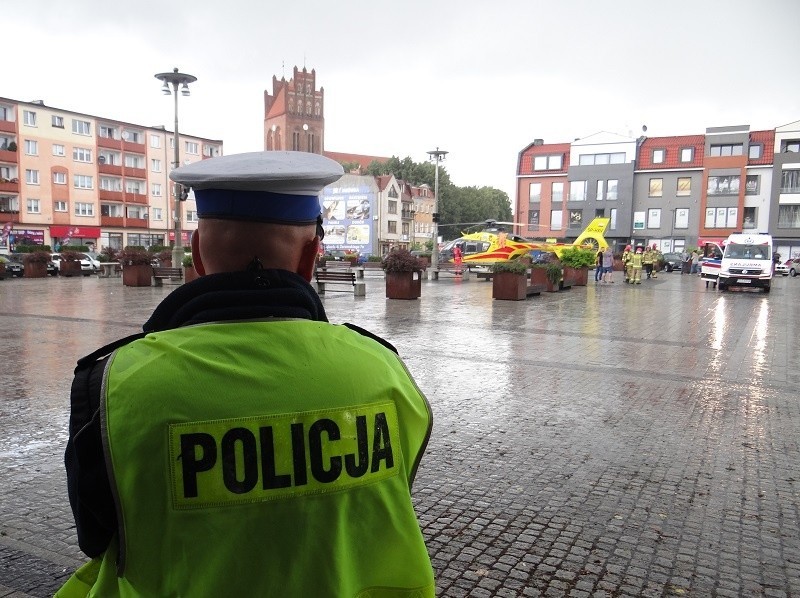 Wypadek w Lęborku. Kobietę do szpitala zabrał śmigłowiec