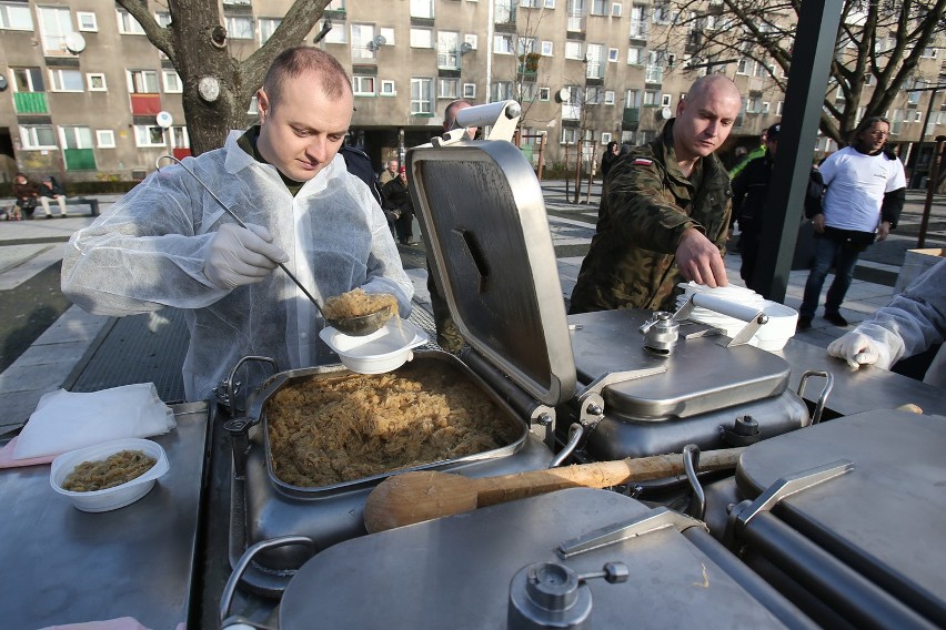 Na wigilijne przyjęcie mógł przyjść każdy, kto czuje się...