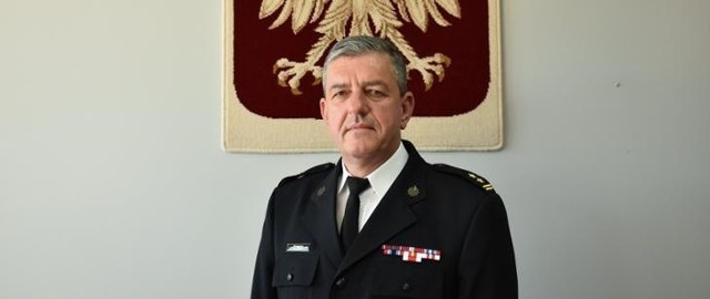 Na kolejnych slajdach oświadczenie majątkowe brygadiera Grzegorza Karwata, komendanta powiatowego Państwowej Straży Pożarnej w Pińczowie >>>