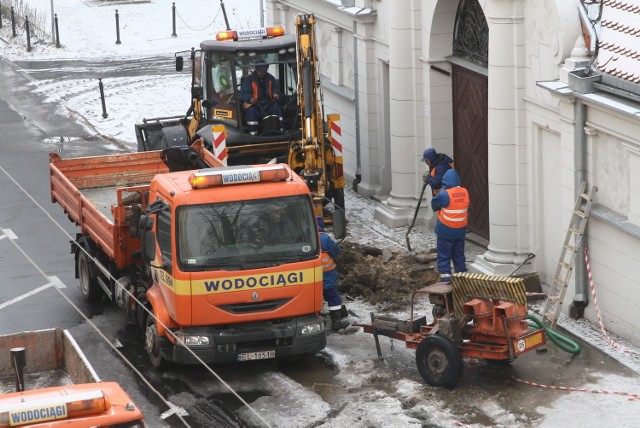 Usuwanie awarii może potrwać nawet do wtorku rano