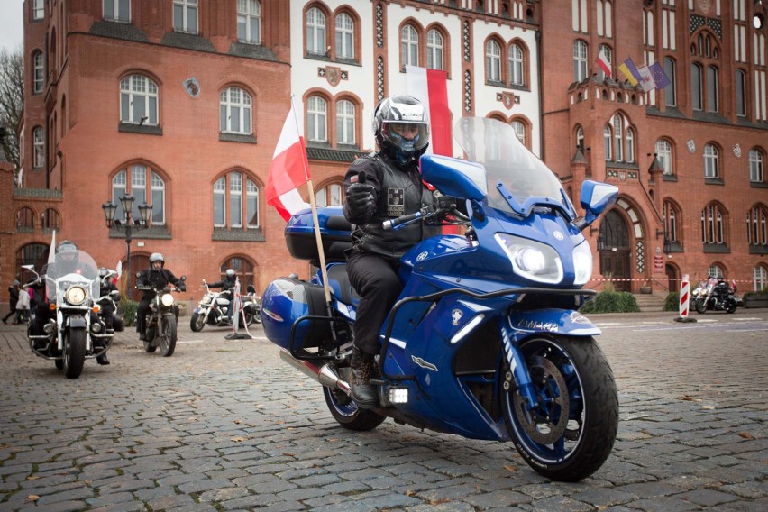 Motocykliści ze słupska uczcili Dzień Niepodległości
