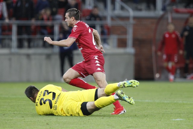 W akcji obrońca Widzewa Paweł Zieliński