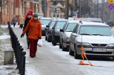 Ostrożnie na drogach! Kolejny zimowy dzień w Wielkopolsce. IMGW wydało ostrzeżenie