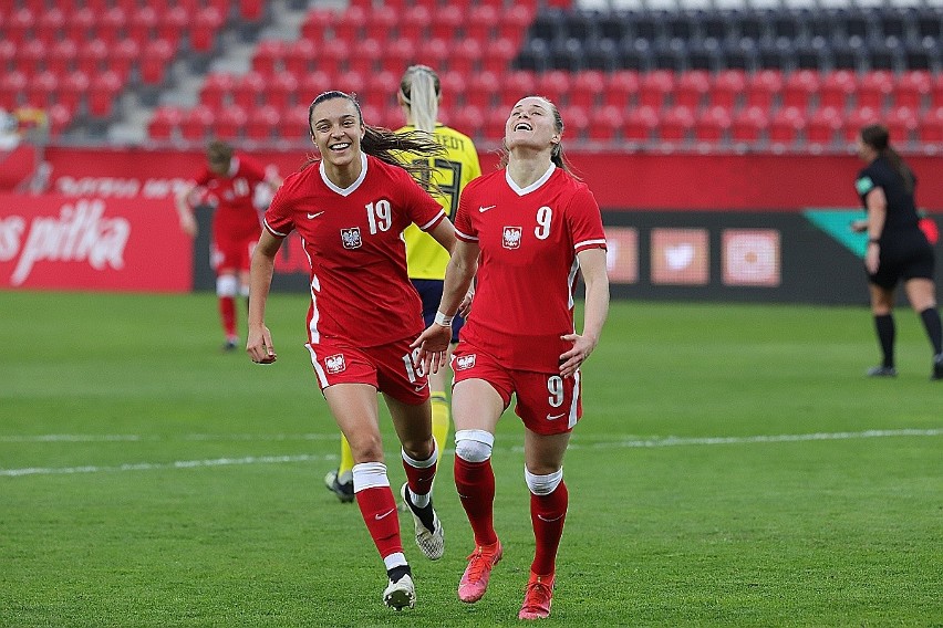 Na stadionie Widzewa Polska - Szwecja 2:4. Grały trzy łodzianki z TME UKS SMS. Zdjęcia