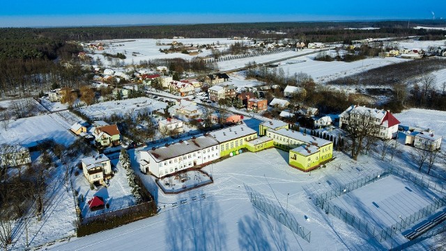 Ilu mieszkańców ma gmina Łubnice? Ile urodziło się dzieci, ile było małżeństw, a ile osób zmarło?Na kolejnych slajdach sprawdź poszczególne dane demograficzne gminy Łubnice w 2022 roku >>>