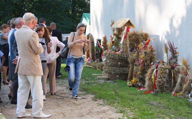 Wieńce dożynkowe mieszkańców gminy Rogóźno