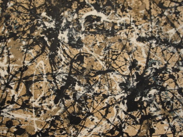 Jackson Pollock znany był z techniki malarskiej zwanej action painting. Zdjęcie ilustracyjne