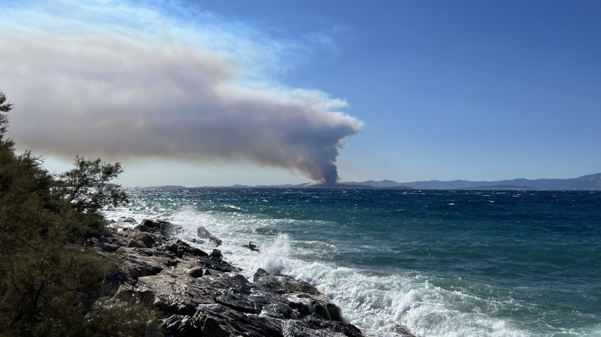 Pożar wybuchł na chorwackiej wyspie Ciovo, niedaleko...