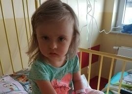3-letnia Martynka z Markowej jest w trakcie chemioterapii. Walczy z białaczką