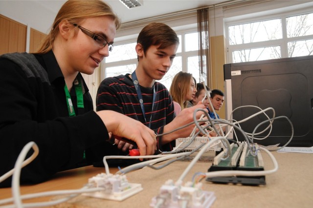 Bydgoskie Technikum Elektroniczne jest od lat w czołówce najlepszych placówek oświatowych w Polsce.