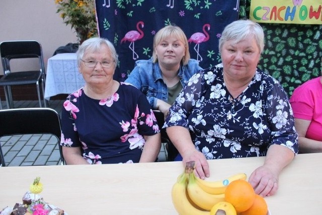 W Czachowie wyróżnia się sołtys i radna Beata Kwiecińska, która angażuje kobiety, między innymi swoją mamę, babcię.