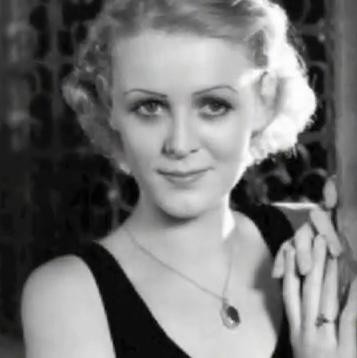 Gloria Stuart (1910-2010)