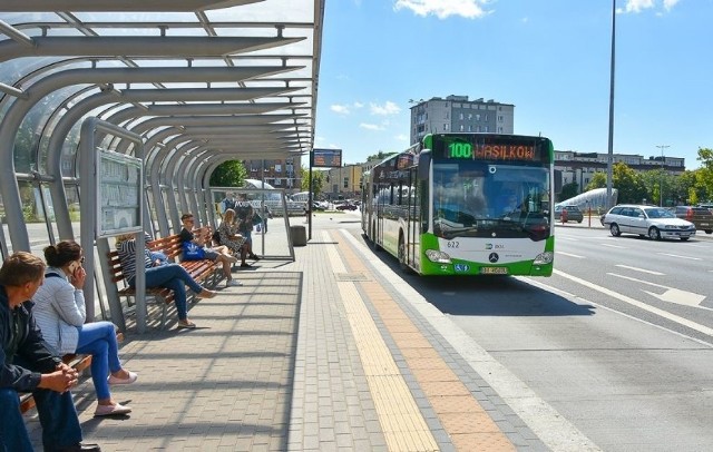 Autobusy linii 100 kursują na trasie Białystok-Wasilków