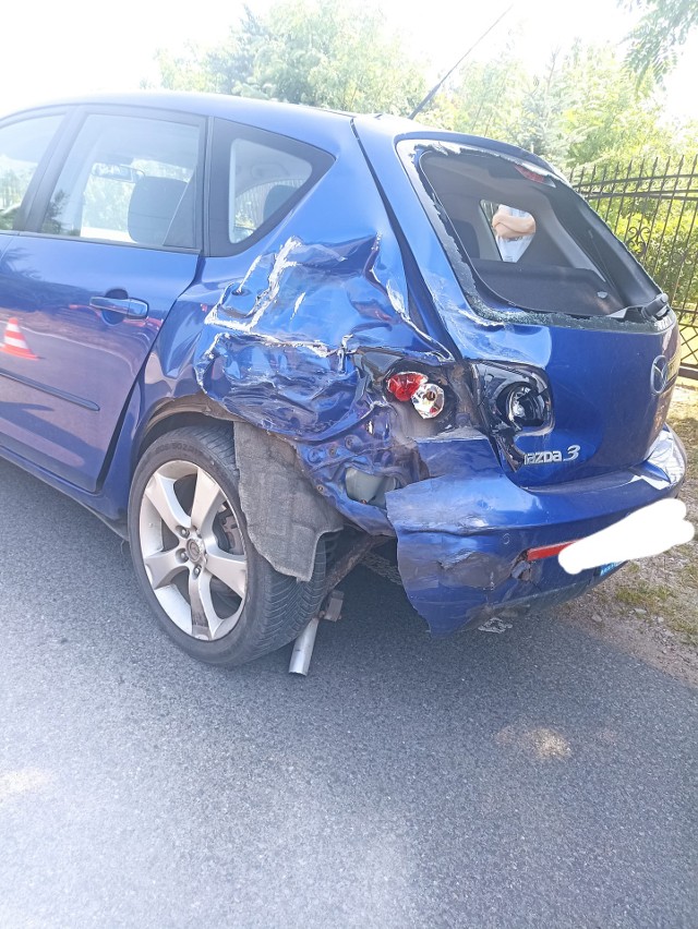 To jeden z uszkodzonych samochodów, który brał udział w wypadku w gminie Jastrzębia.