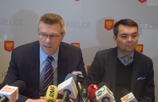 Prezydent Kielc Bogdan Wenta (z lewej) i wiceprezydent Marcin Różycki.