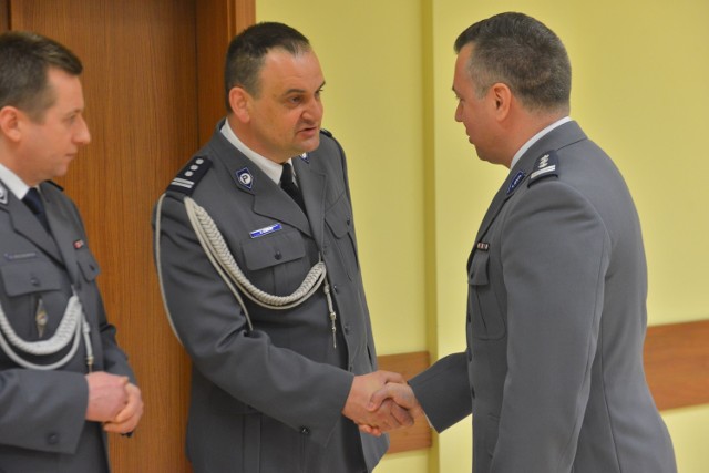 W piątek, 1 kwietnia 2016 roku w Komendzie Wojewódzkiej Policji odbyło się uroczyste pożegnanie inspektora Karola Szwalbego, komendanta miejskiego policji w Radomiu.