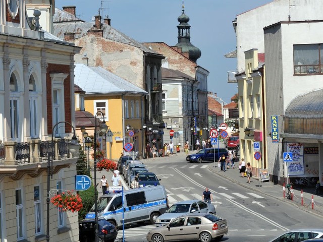 Druga, niewyremontowana jeszcze część Starówki wkrótce zyska wygląd nawiązujący do historycznego charakteru Krosna.