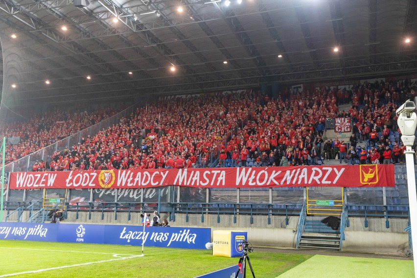 Kibice Widzewa Łódź dopingowali swój zespół w Krakowie