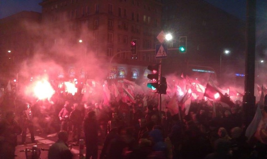 Marsz Niepodległości 2013: Marsz rozwiązany, Tusk przeprasza warszawiaków [RELACJA, VIDEO, ZDJĘCIA]