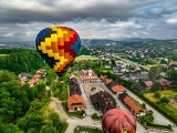 Kolorowe balony nad Nowym Sączem. Z Miasteczka Galicyjskiego wystartował Festiwal „Odlotowa Małopolska”