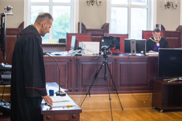 Pierwszy i ostatni dzień rozprawy przed Sądem Rejonowym w Słupsku przeciwko oskarżonym o oszustwa na portalu Allegro