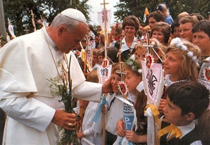 Karol Wojtyła urodził się w Wadowicach, potem wracał tu...