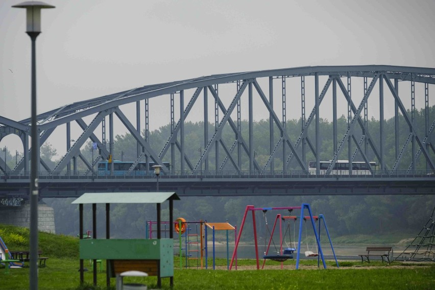 Toruń. Most im. Józefa Piłsudskiego z szansą na prestiżową nagrodę. W zwycięstwie mogą pomóc mieszkańcy