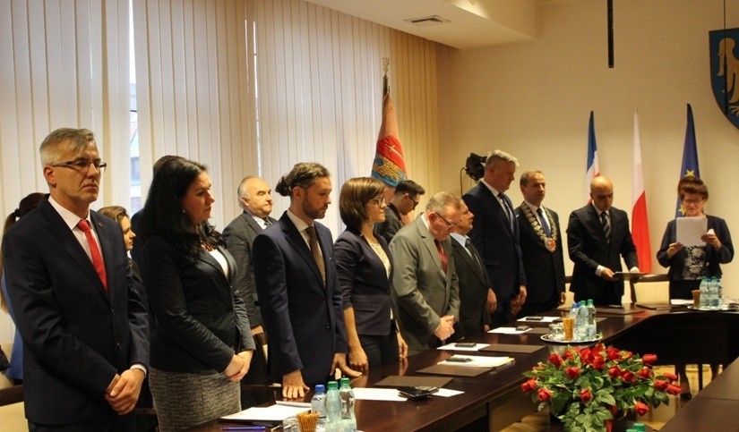 Na pierwszej sesji Rady Miasta w Żorach zaprzysiężono...