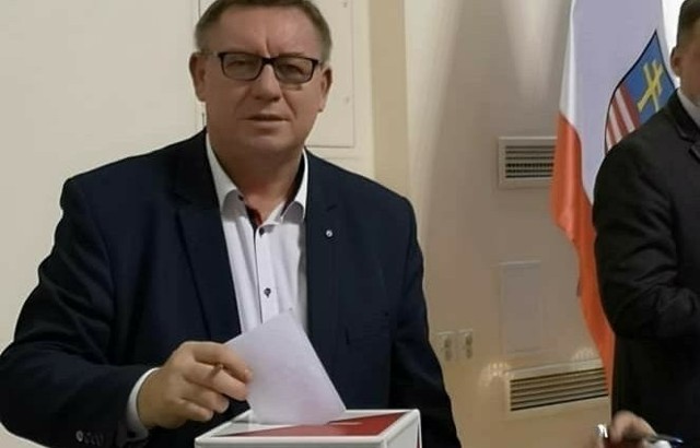 Adam Pałys ma 60 lat. Obecny wójt Solca-Zdroju. W środę, 24 stycznia poinformował, że obecna kadencja jest jego ostatnią na tym stanowisku. 