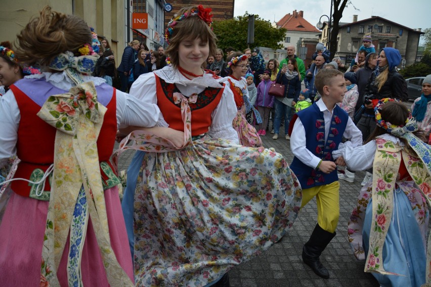 Tancerze opanowali centrum Piekar Śląskich