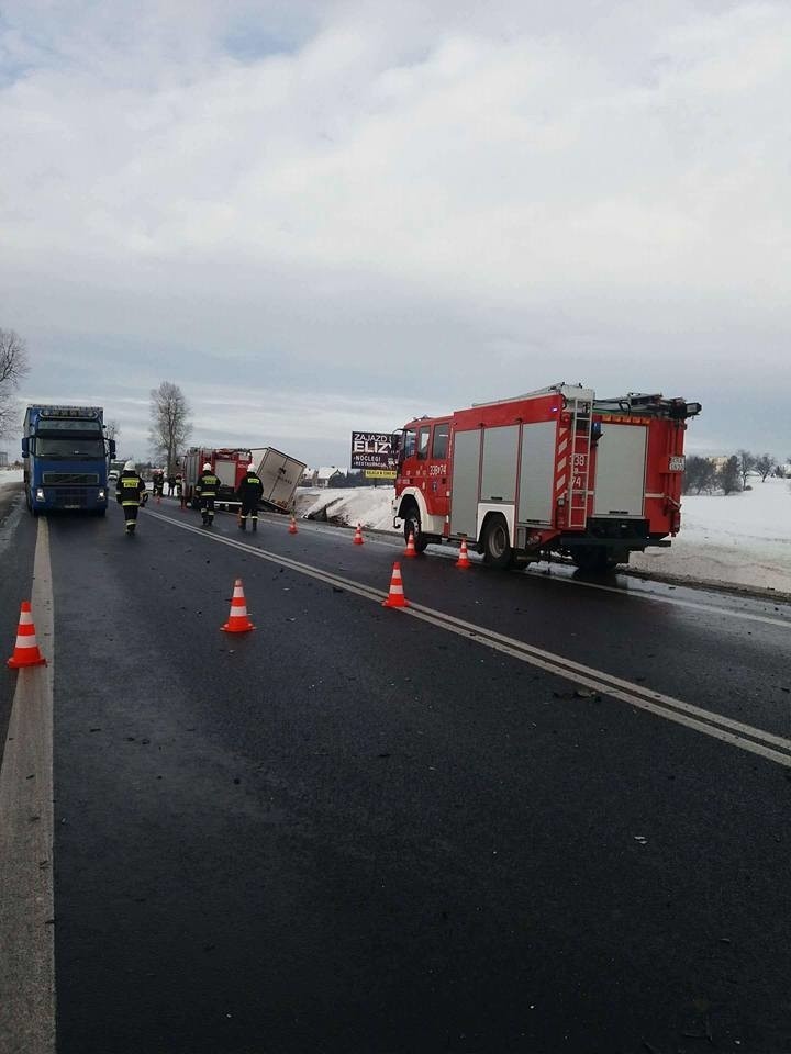 Wypadek w Białym Kościele, jedna osoba została ranna [ZDJĘCIA]