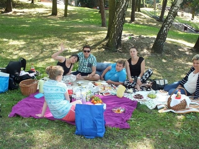 Śniadanie na trawie w Starachowicach